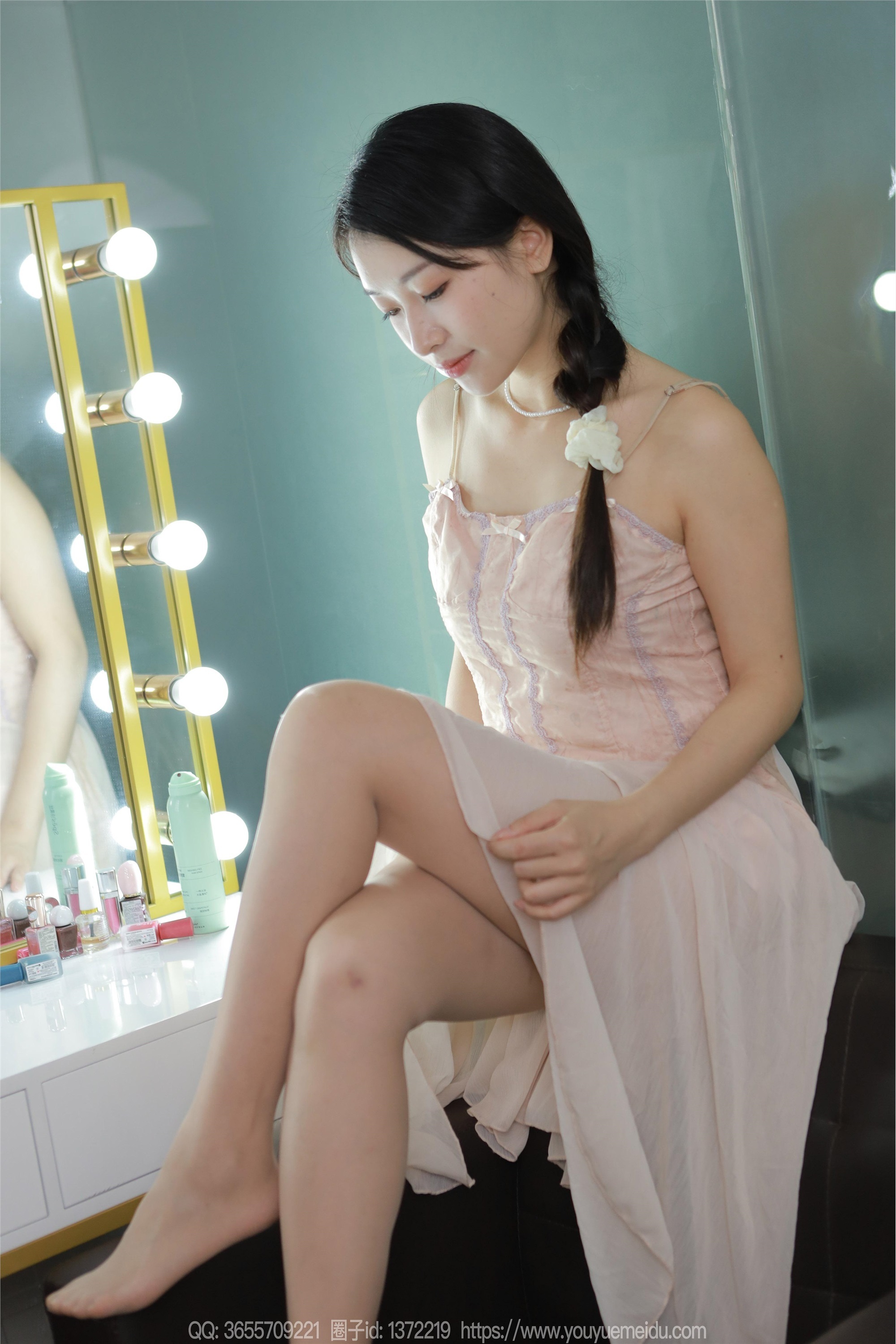 IESS异思趣向  2024.08.05 丝享家 1812 小婕《藕粉吊带裙》